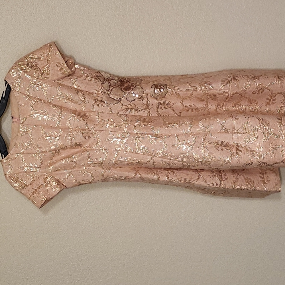 Mini dress - Picture 1 of 7